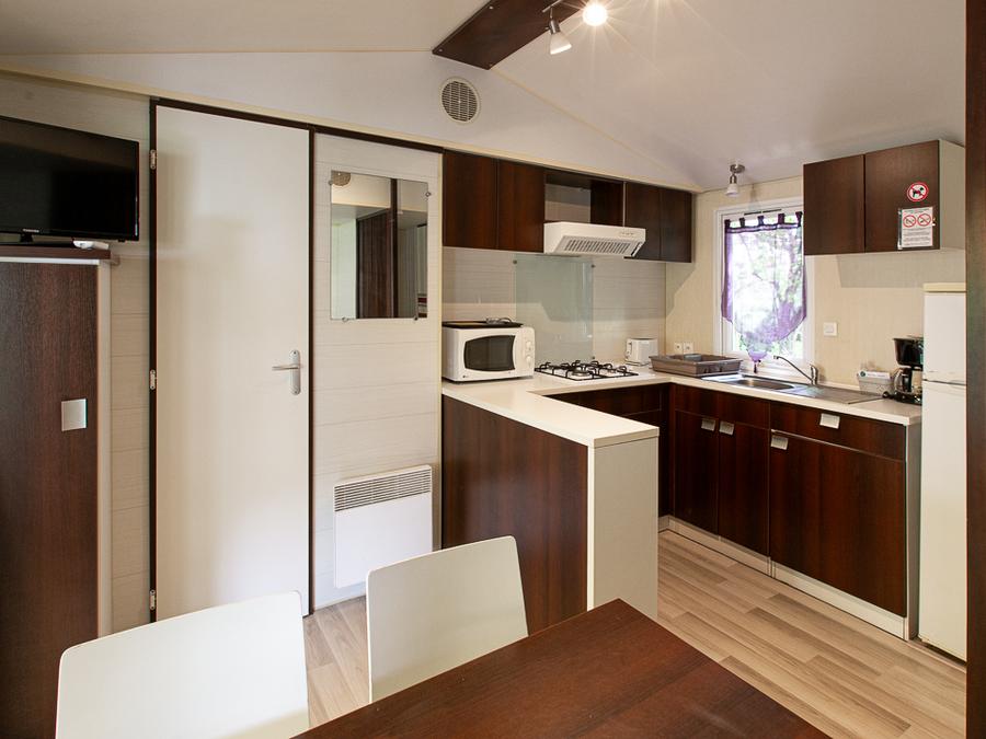 Mobilhome 4 personnes - Double 33m² / 2 chambres / 2 salles d'eau / clim 2