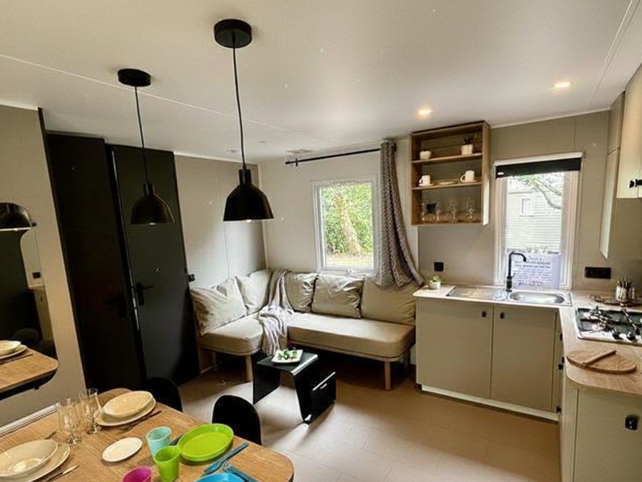 Mobilhome 6 personnes - Premium 32m² (3 chambres) + Terrasse couverte + TV + Climatisation 11