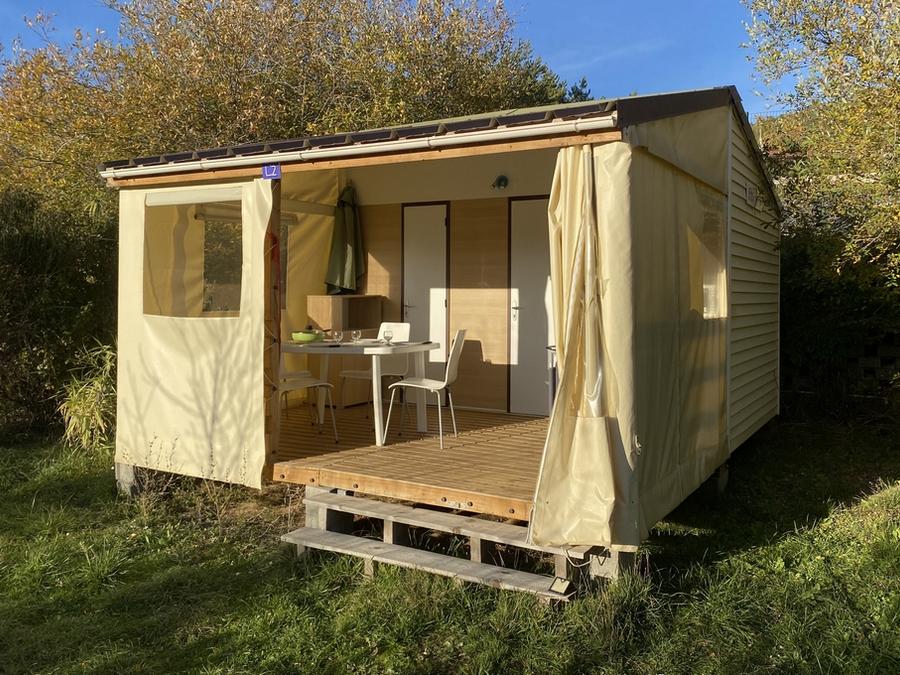 Bungalow toilé 4 personnes - Standard