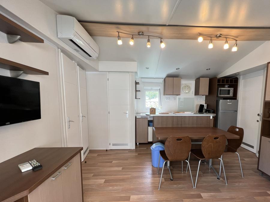 Mobilhome 5 personnes - 3 chambres - CLIM - TV 4