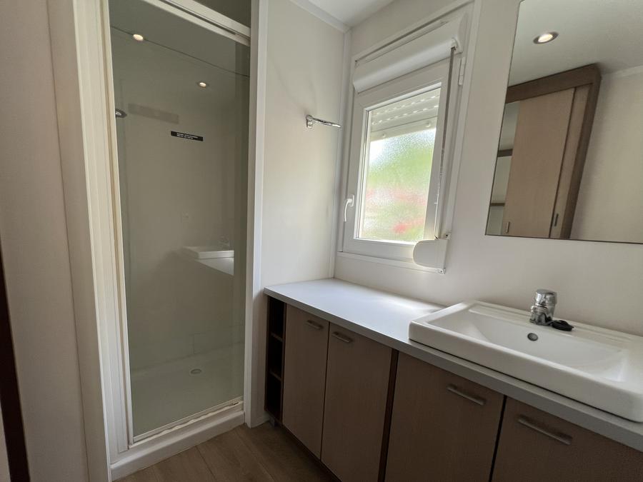 Mobilhome 5 personnes - 3 chambres - CLIM - TV 12