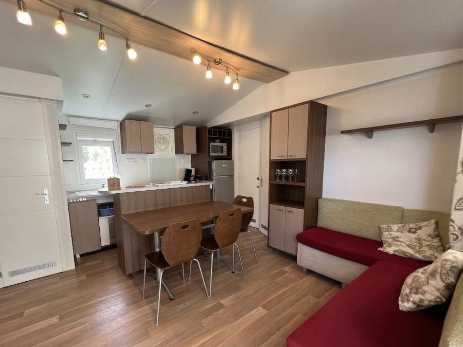 Mobilhome 5 personnes - 3 chambres - CLIM - TV 3