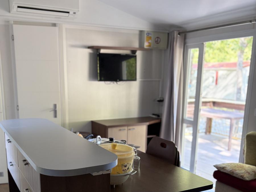 Mobilhome 5 personnes - 3 chambres - CLIM - TV 8