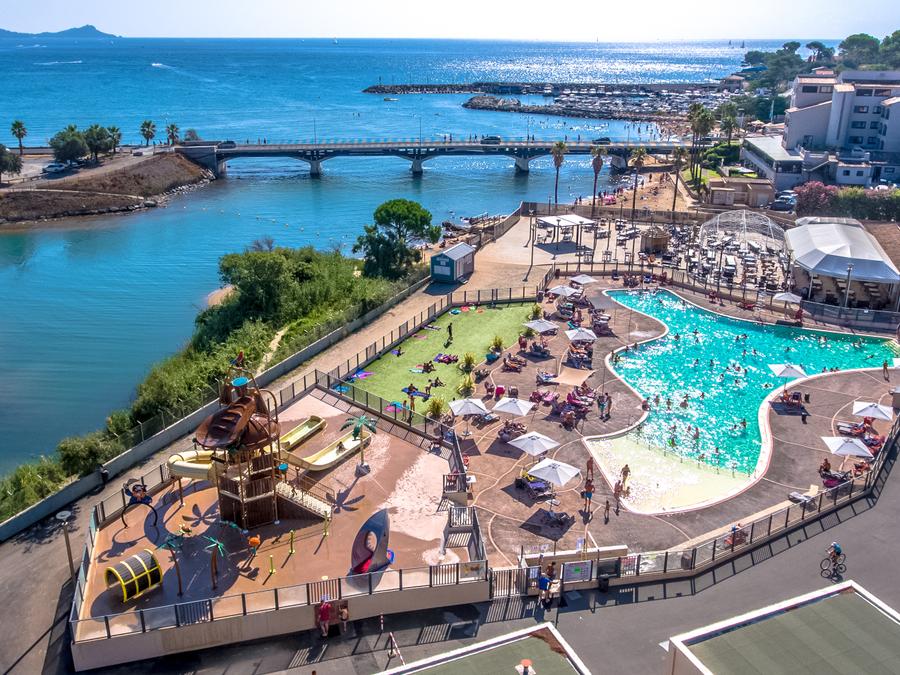 Camping De Saint Aygulf Plage 4*