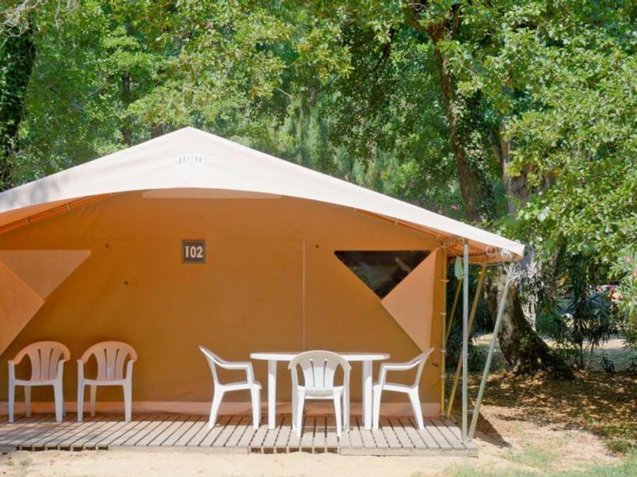 Bungalow toilé 4 personnes - Bungalow toilé 2 chambres - sans sanitaires 0