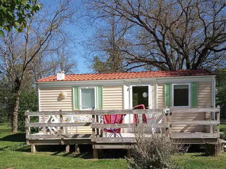 Mobilhome 6 personnes - mobil home 5/6 personnes, avec sanitaires et tv avec terrasse couverte 0