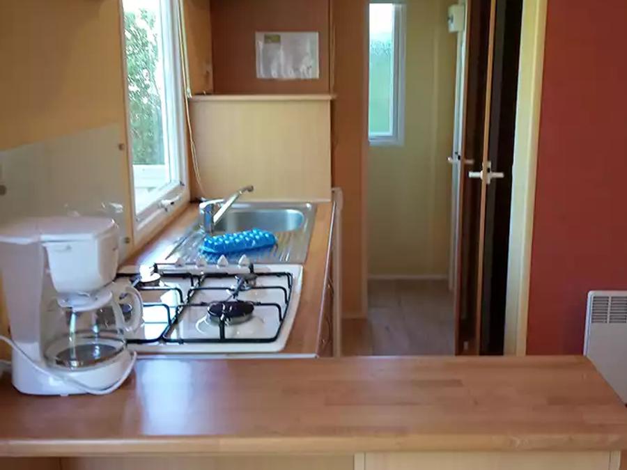 Mobilhome 6 personnes - mobil home 5/6 personnes, avec sanitaires et tv avec terrasse couverte 3