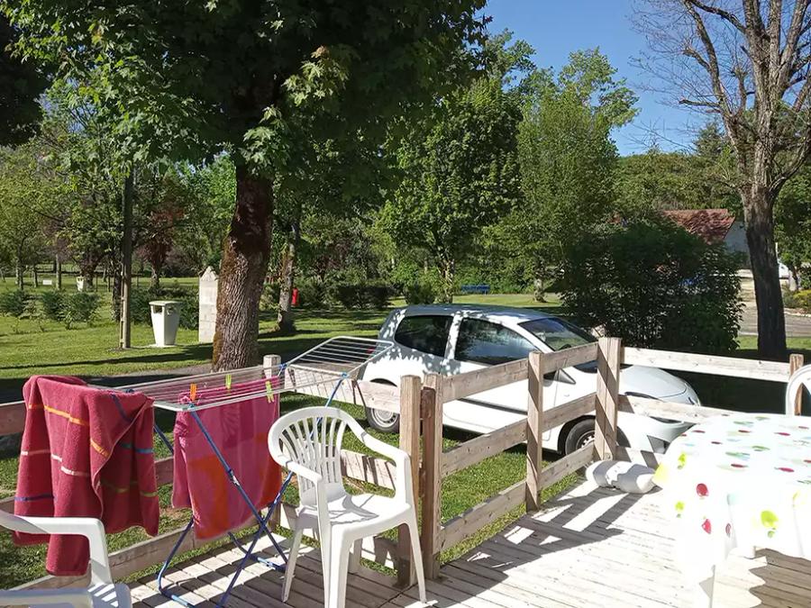 Mobilhome 6 personnes - mobil home 5/6 personnes, avec sanitaires et tv avec terrasse couverte 1
