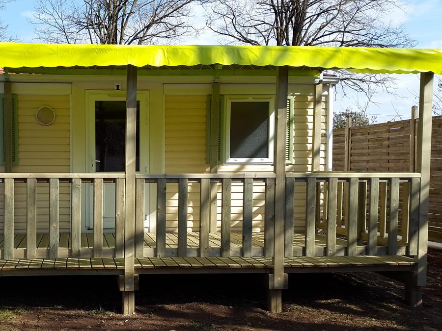 Mobilhome 5 personnes - mobil home 4/5 personnes, avec sanitaires et tv avec terrasse couverte 6