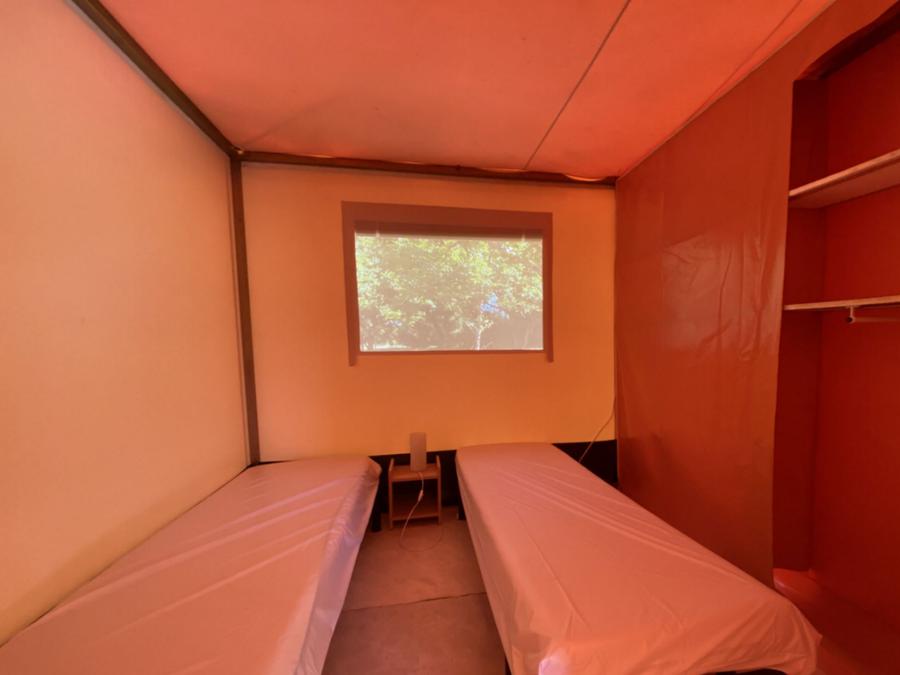 Bungalow toilé 4 personnes - 2 chambres (sans sanitaire) 4