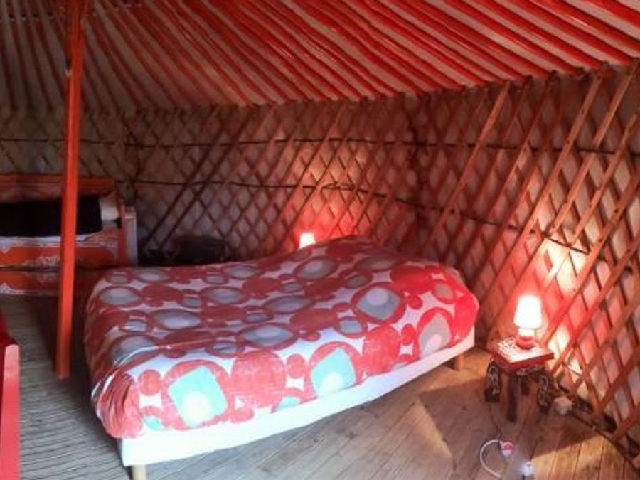 Hébergement 4 personnes - Yourte 4 pers max 5