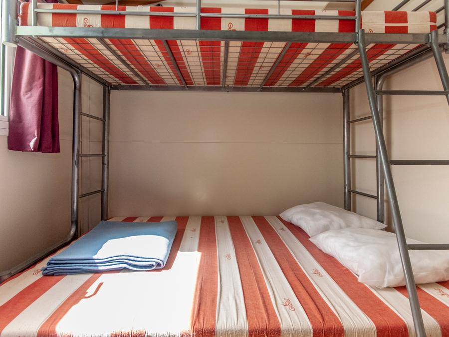 Chalet 4 personnes - 2 CHAMBRES STANDARD 9