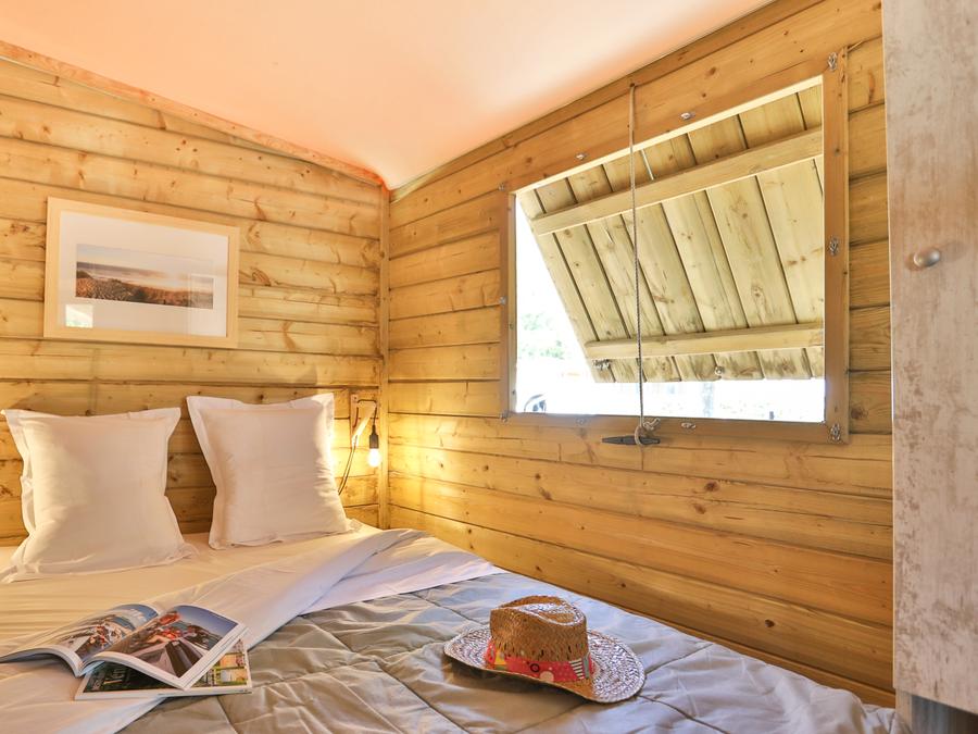 Tente 5 personnes - Cabane sur pilotis 5 personnes 1