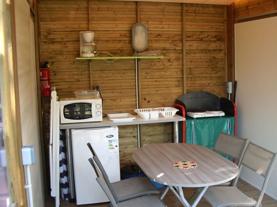 Bungalow toilé 4 personnes - Cabane Natura, sans sanitaires 3