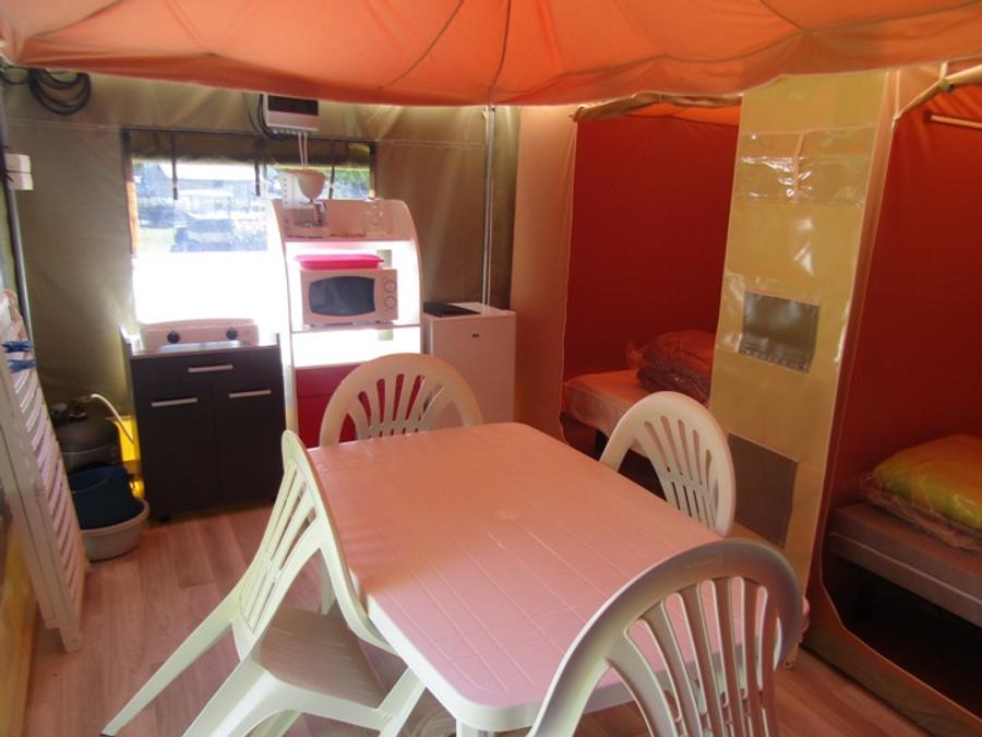 Bungalow toilé 4 personnes - Bungalow toilé 1