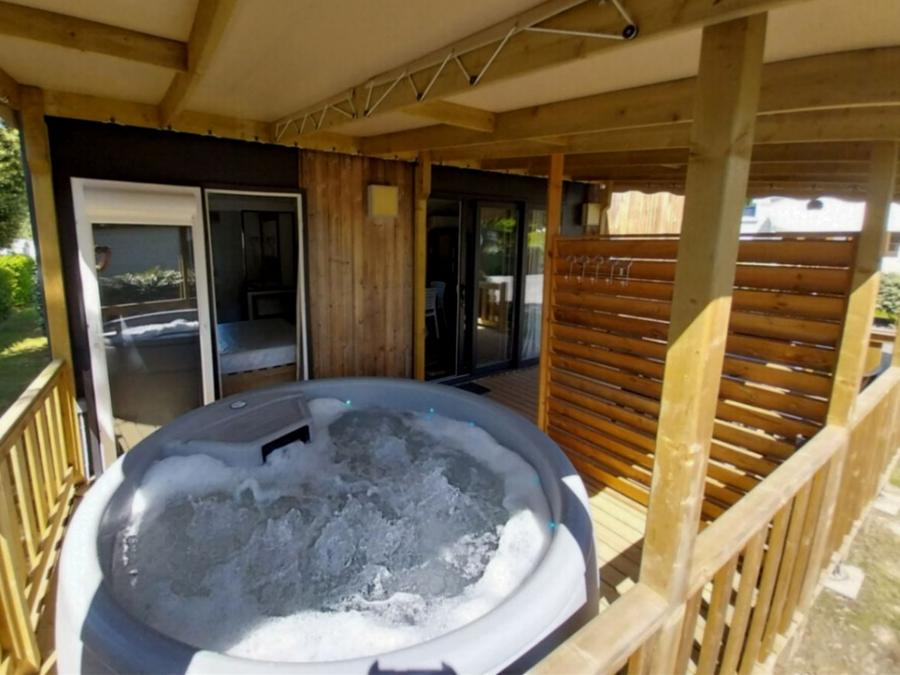 Mobilhome 4 personnes - Gamme PREMIUM SPA – 2 ch – 2 SDB – 4 pers - Climatisation 0