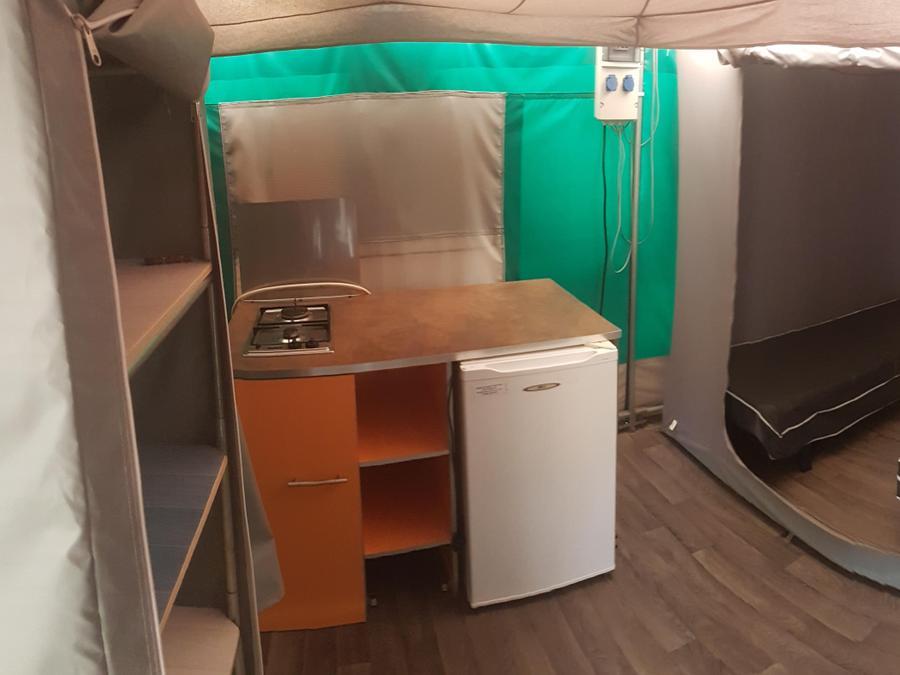 Bungalow toilé 4 personnes - 20 m2 sans sanitaires 2
