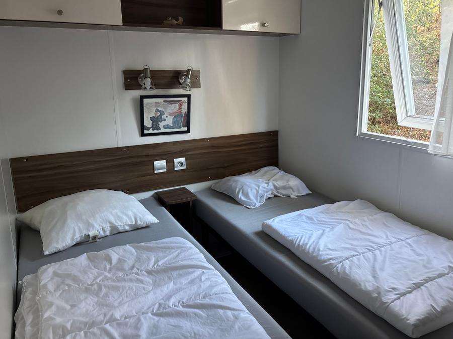 Mobilhome 6 personnes - 064 - 3 chambres - 2 SDB 9