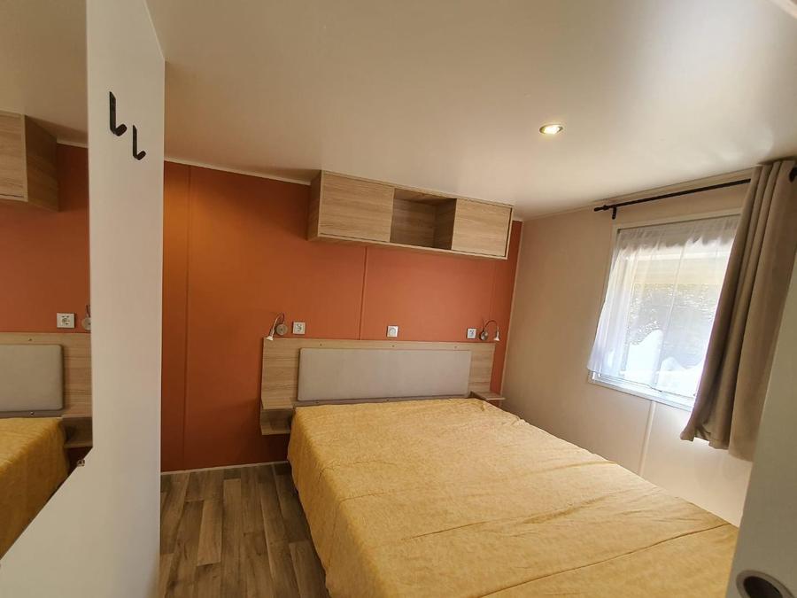 Mobilhome 4 personnes - 092 - 2 chambres 3