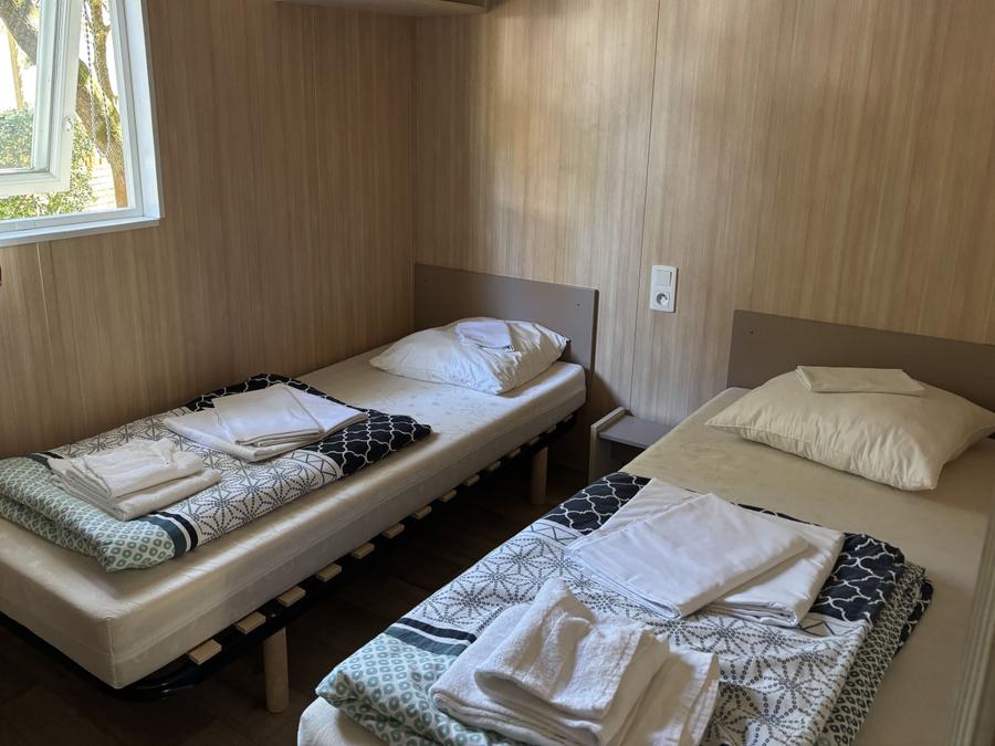 Chalet 6 personnes - 019 - 3 chambres - 2 SDB 13
