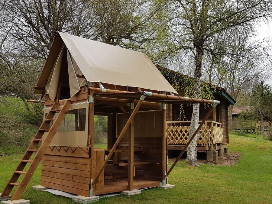 Insolite 4 personnes - BIVOUAC (Sans sanitaires) + tente au sol 2