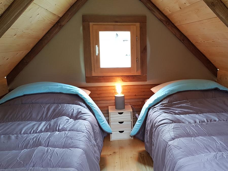 Insolite 4 personnes - BIVOUAC (Sans sanitaires) + tente au sol 0