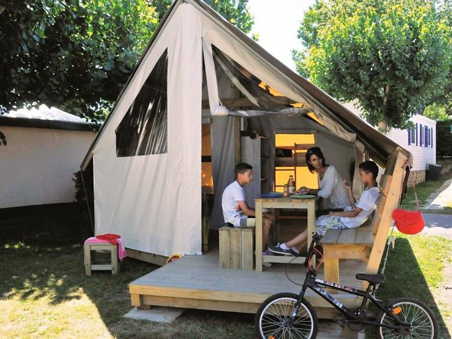 Bungalow toilé 4 personnes - Junior 2 chambres 17m² - sans sanitaires 0