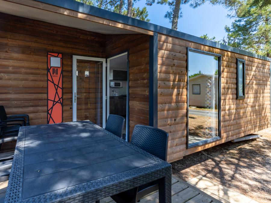 Mobilhome 4 personnes - MALAGA BOIS 27m² - 2 chambres - 4 pers, terrasse bois semi couverte 0