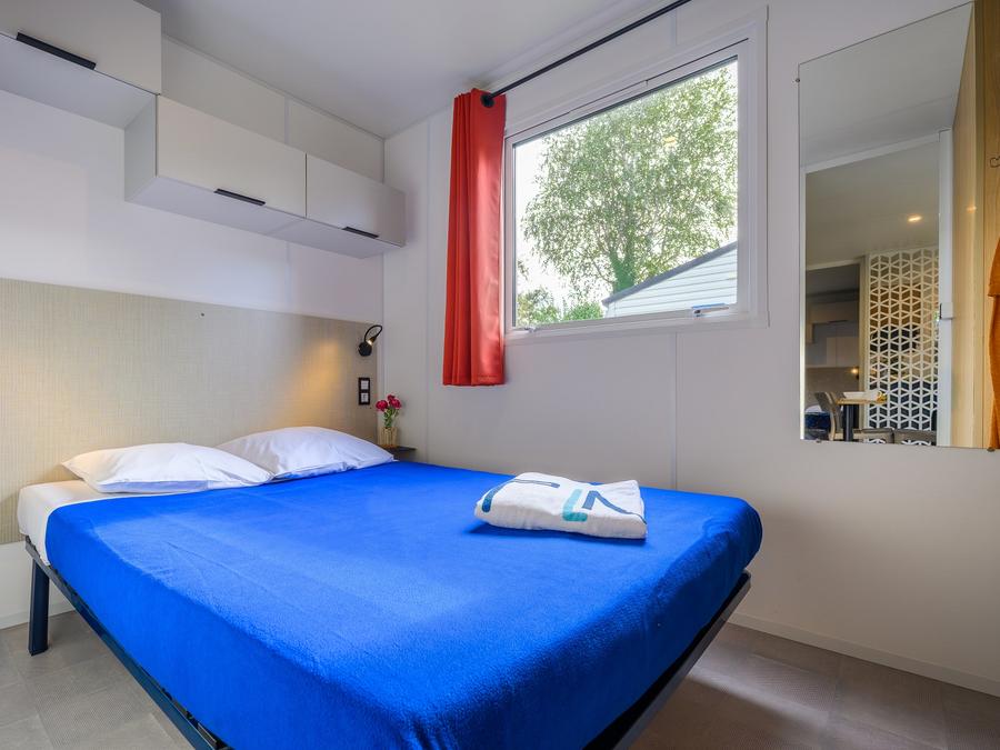 Mobilhome 5 personnes - COTTAGE CONFORT 2 ch. 4/5 pers. - 30m2 - terrasse couverte 3