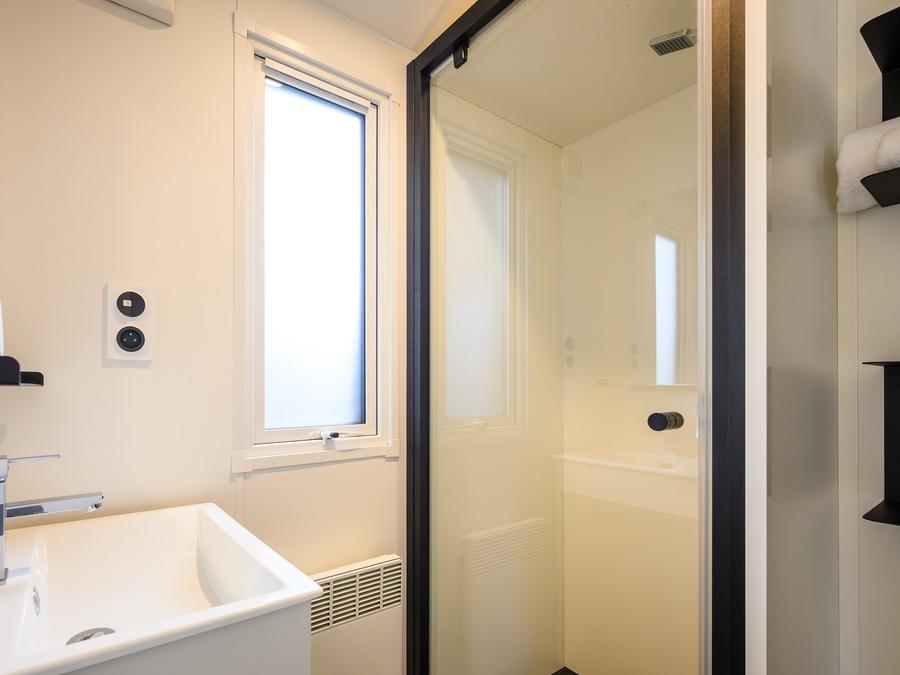 Mobilhome 8 personnes - SIGNATURE PRESTIGE 4 ch. 8 pers. - 40m2 - terrasse couverte 6