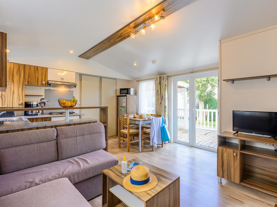 Mobilhome 6 personnes - LOISIR CONFORT 3 ch. 6 pers. - 36m2 - terrasse couverte 2