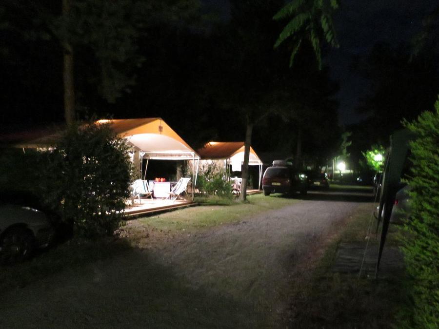 Tente en toile et en bois 5 personnes - Le Lodge Canada 2ch. 5 pers 4