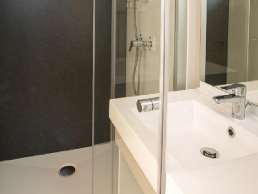 Tente en toile et en bois 5 personnes - Le Lodge Oulébo 2ch. 5 pers 7