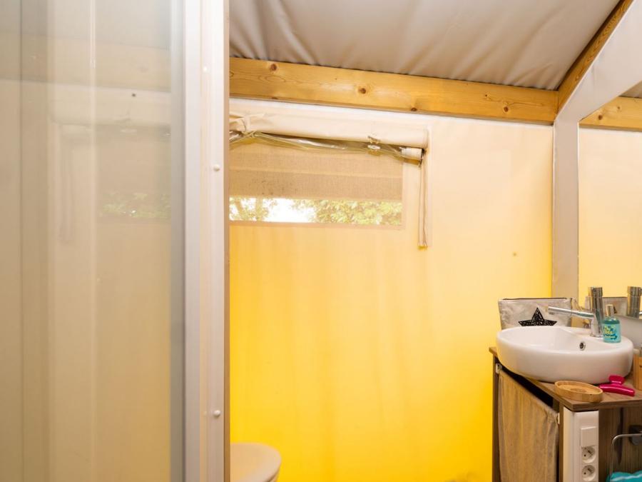 Tente en toile et en bois 4 personnes - QUARTIER PIETON 4