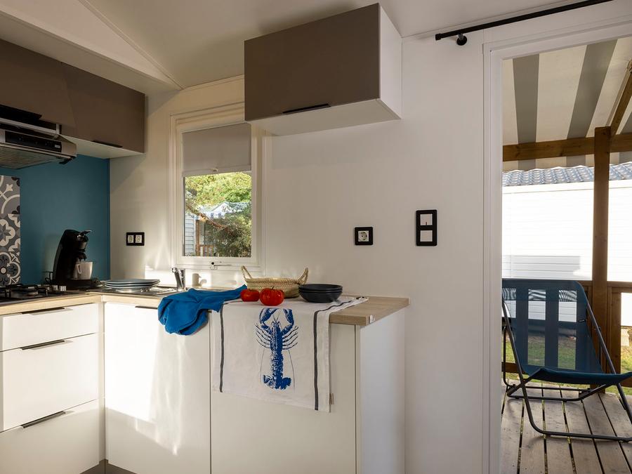 Mobilhome 4 personnes - Mobil-home Confort 27m² - 2 chambres + Terrasse couverte + TV 4 pers 2