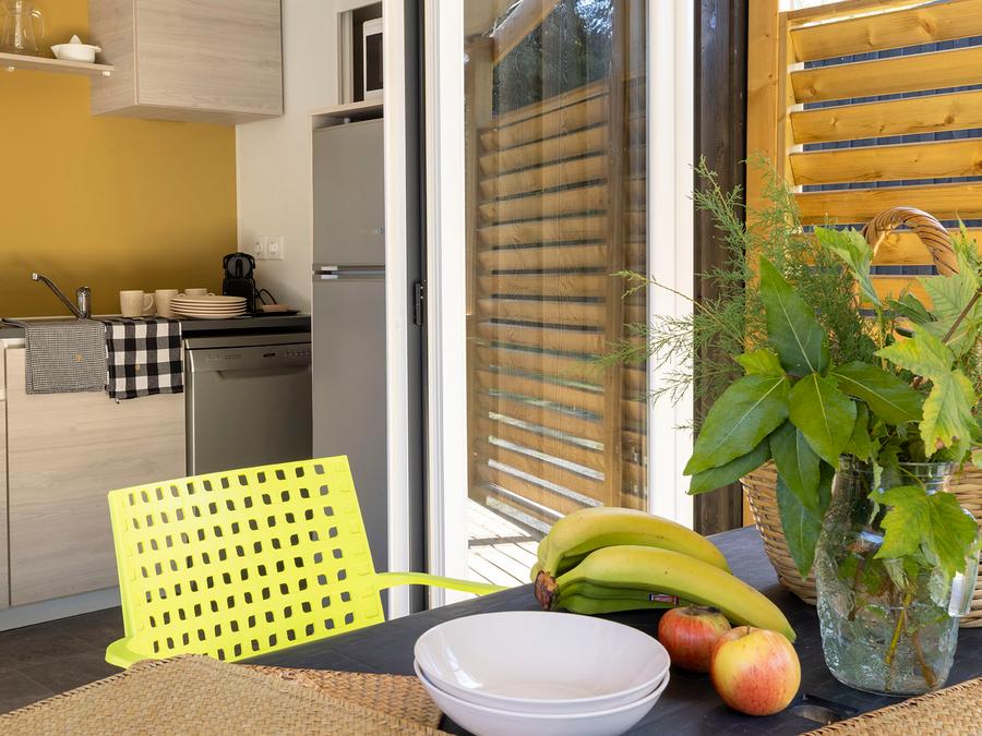 Mobilhome 4 personnes - Homeflower Premium 29m² (2ch) + TV + LV + Terrasse couverte + Draps Inclus + CLIM + Quartier piéton 4 pers 2