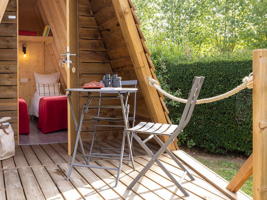 Hébergement 2 personnes - Forfait Insolite :Cabadienne 8m² - 1 chambre + Frigidaire + Terrasse 1/2 pers 1