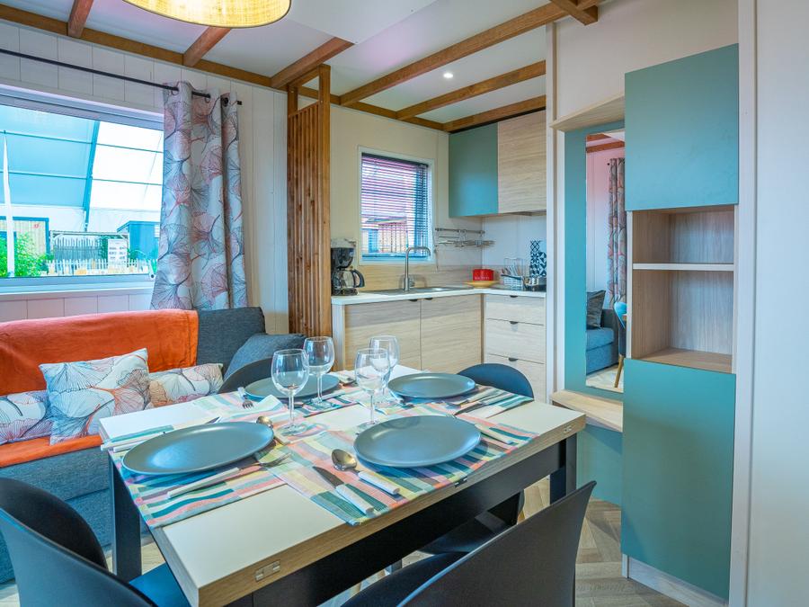 Chalet 4 personnes - Chalet Cannelle 26.5m² 2 chambres + TV + LV + Terr. couverte+ Draps + Quartier piéton + clim 4 pers 1
