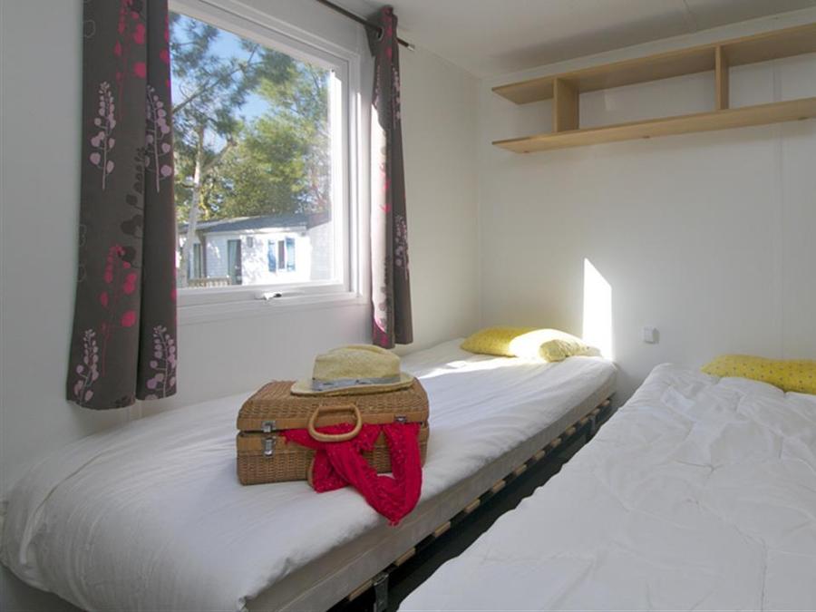 Mobilhome 4 personnes - CONFORT - Mobil-home Célénia 28 m² - 2 chambres 4 pers 3