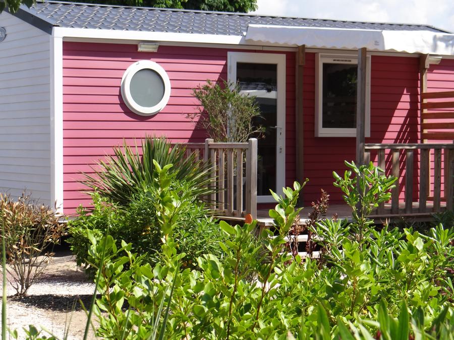 Mobilhome 4 personnes - Cottage LITCHI - 26m² - terrasse bois semi-couverte - 2 chambres 4 pers 4