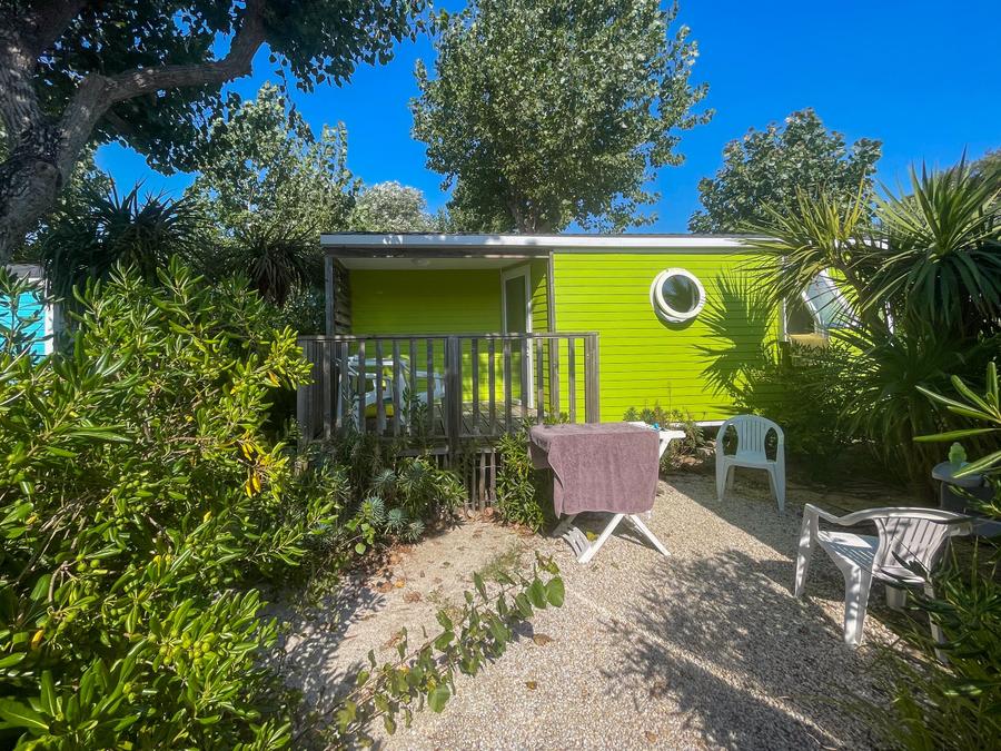 Mobilhome 4 personnes - Cottage GOYAVE - 25m² - terrasse intégrée semi-couverte - 2 chambres 4 pers 5