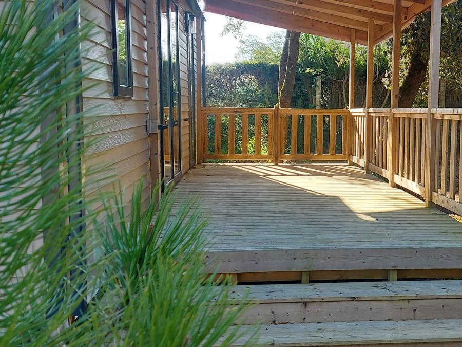 Mobilhome 4 personnes - Cottage TERRE ET MER - 30m² - terrasse bois semi-couverte - 2 chambres - 4 pers 9