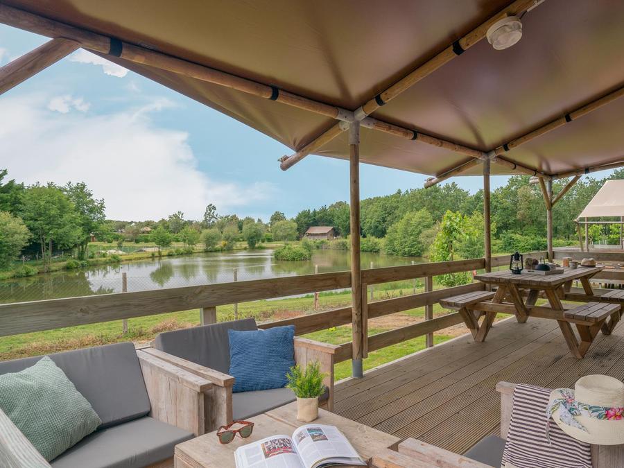 Tente en toile et en bois 8 personnes - Safari Lodge 8 personnes, Climatisée 1