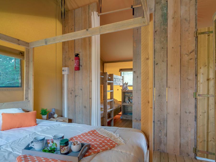 Tente en toile et en bois 6 personnes - Safari Lodge, 6p Climatisée 4