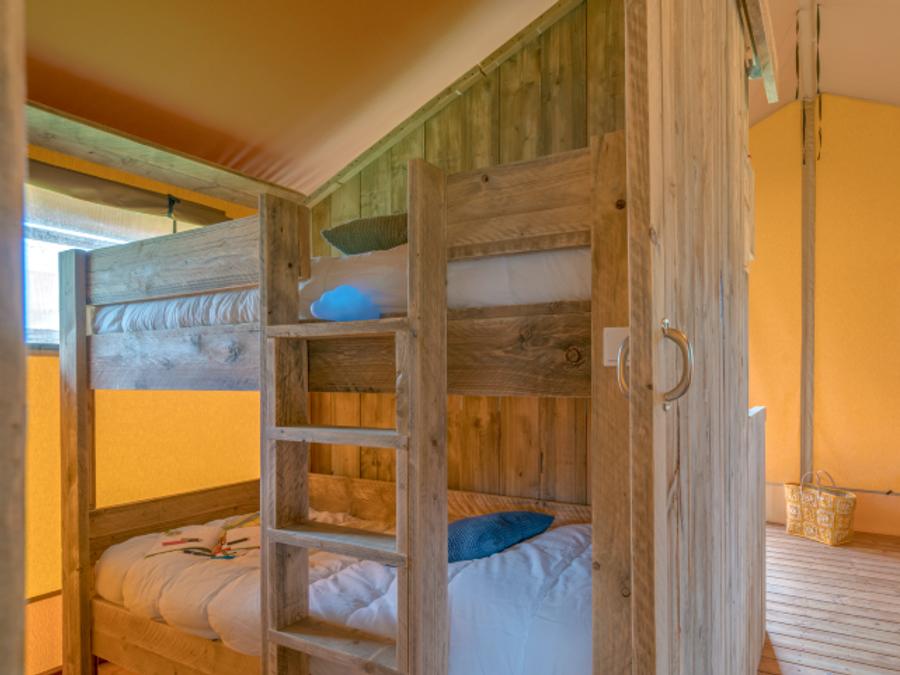 Tente en toile et en bois 6 personnes - Woody Lodge, Climatisée - 3 chambres 2