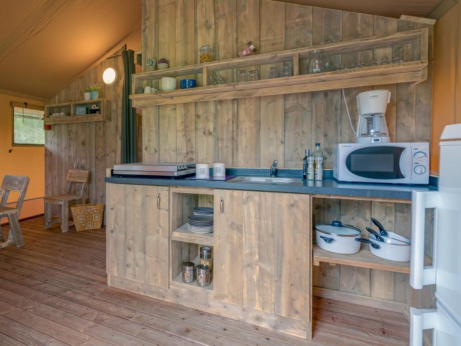 Tente en toile et en bois 6 personnes - Woody Lodge, Climatisée - 3 chambres 1