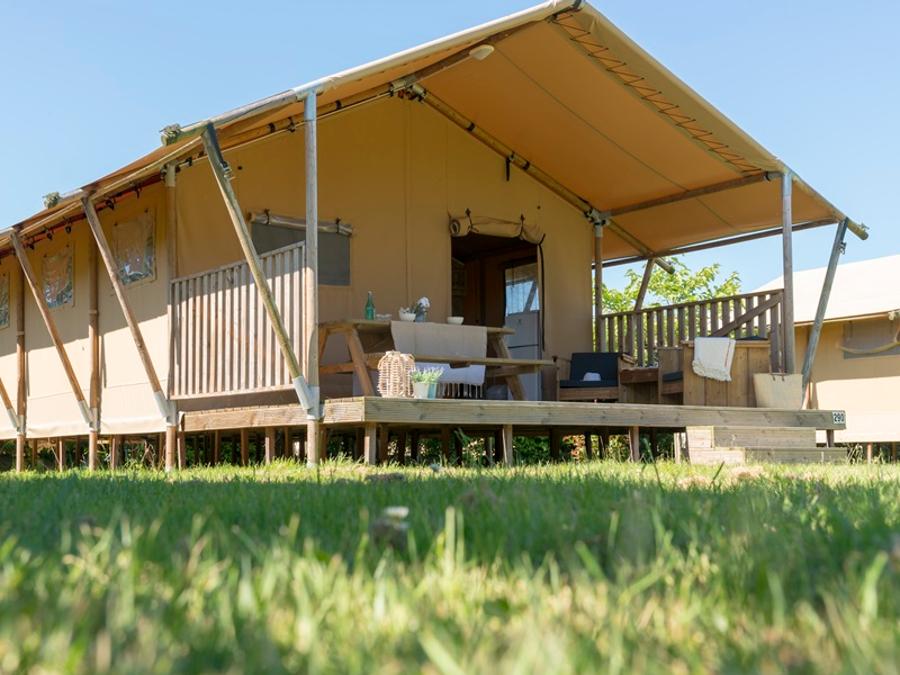 Tente en toile et en bois 6 personnes - Woody Lodge, Climatisée - 3 chambres 0
