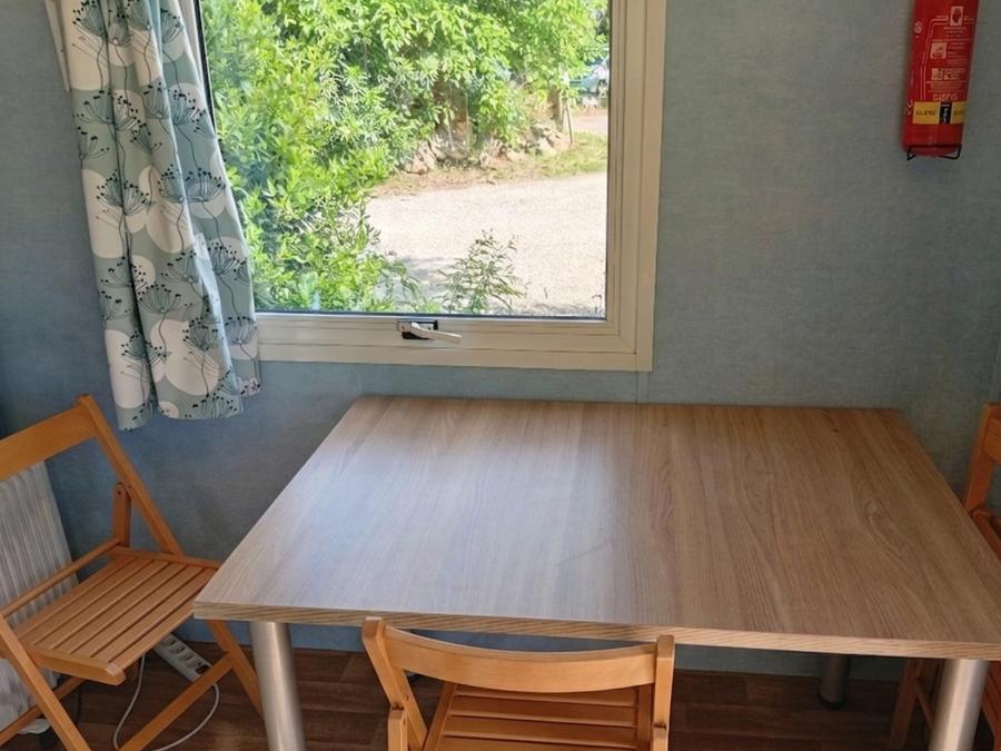 Hébergement 4 personnes - Roulotte 4