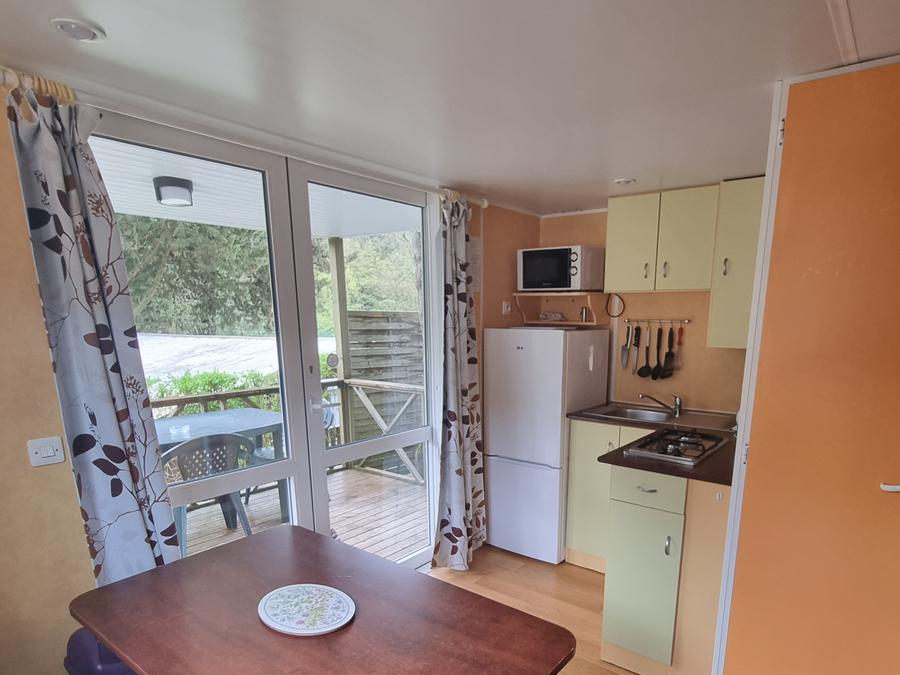 Mobilhome 4 personnes - MH2 19 m² avec sanitaires 3