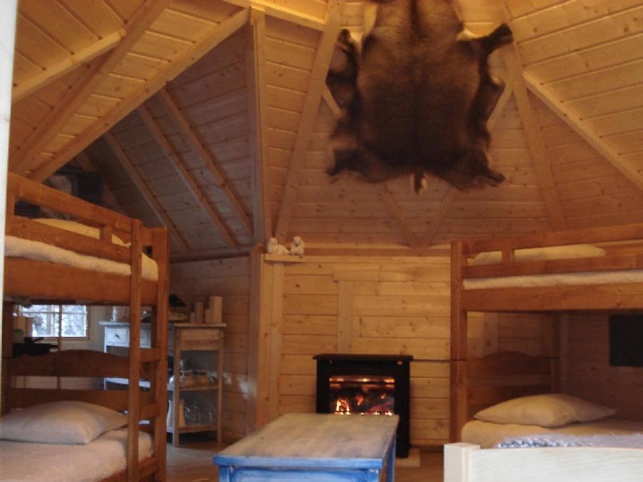 Insolite 6 personnes - Refuge - Esprit cabane - Sans eau ni sanitaire 4/6 places 8